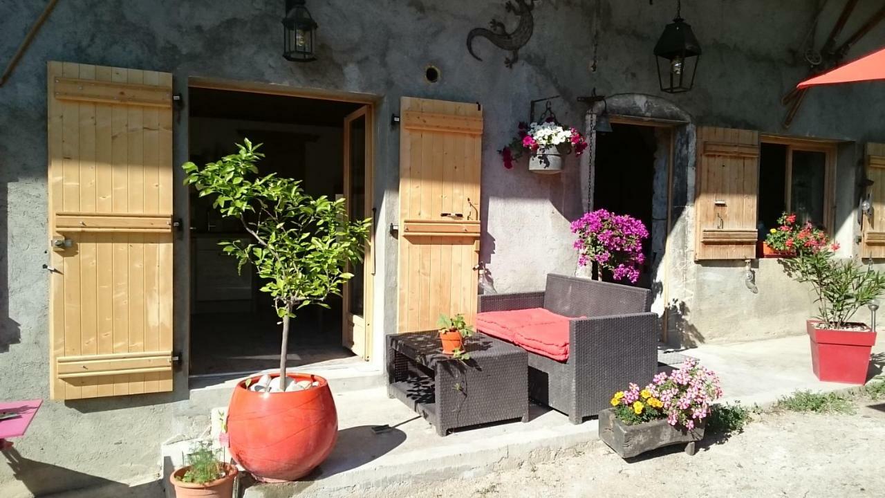 Ferme Familiale Chez Lili Villa Alex Luaran gambar