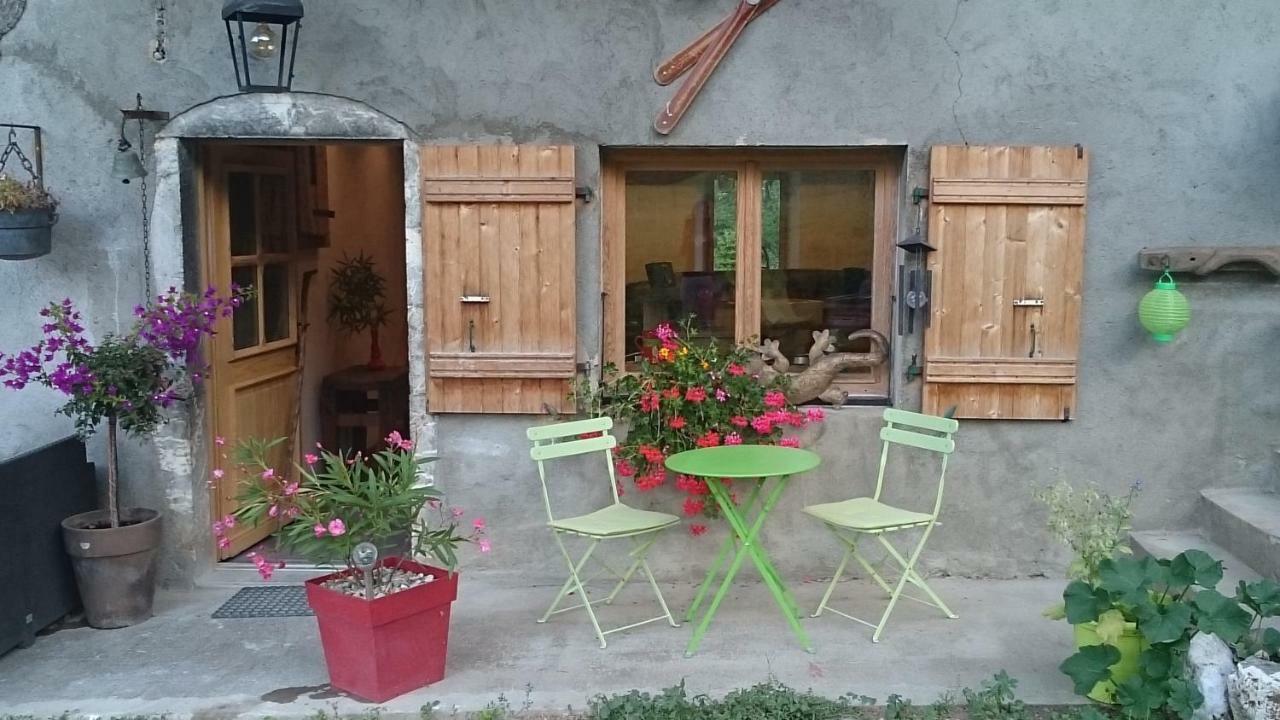 Ferme Familiale Chez Lili Villa Alex Luaran gambar