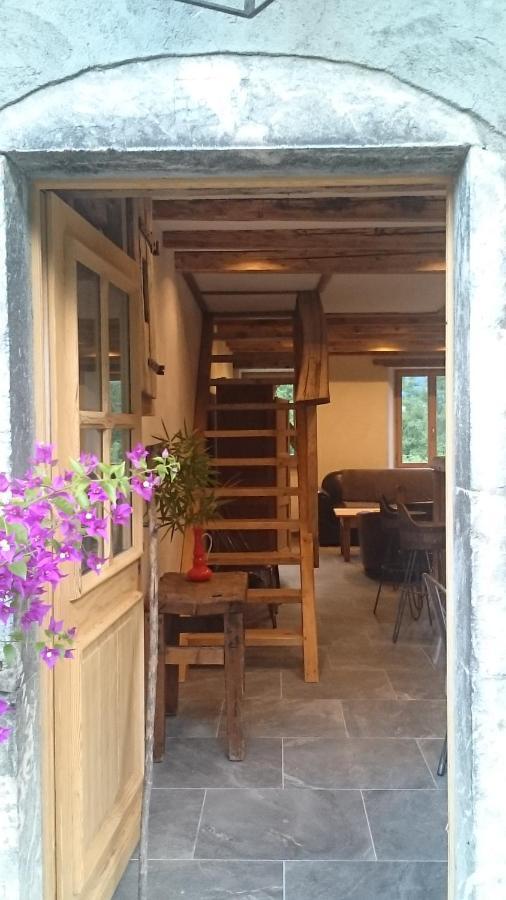 Ferme Familiale Chez Lili Villa Alex Luaran gambar